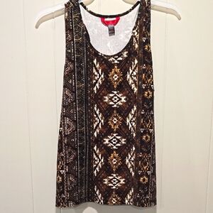 Sale!! Hot Kiss Tank